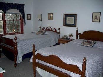 Applebutter Hotel
